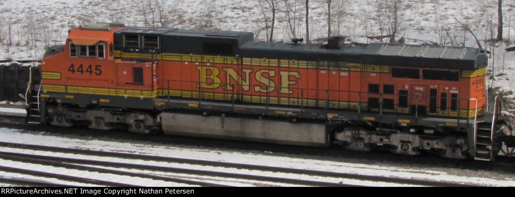BNSF 4445